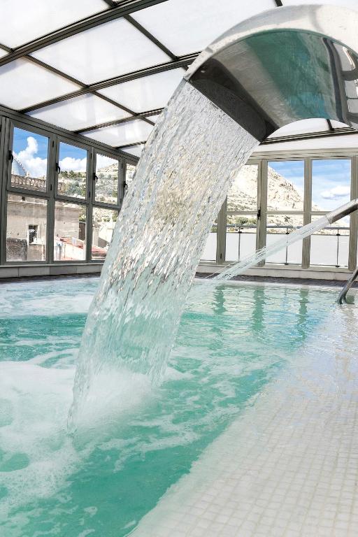 Hotel a Alacant con caricabatterie per auto elettriche