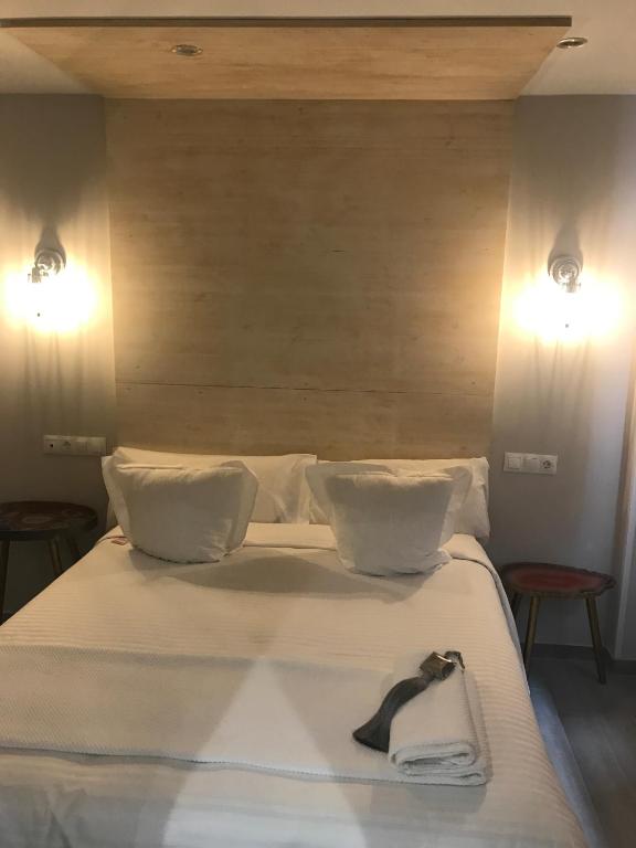 Hotel a Revilla De Camargo con caricabatterie per auto elettriche