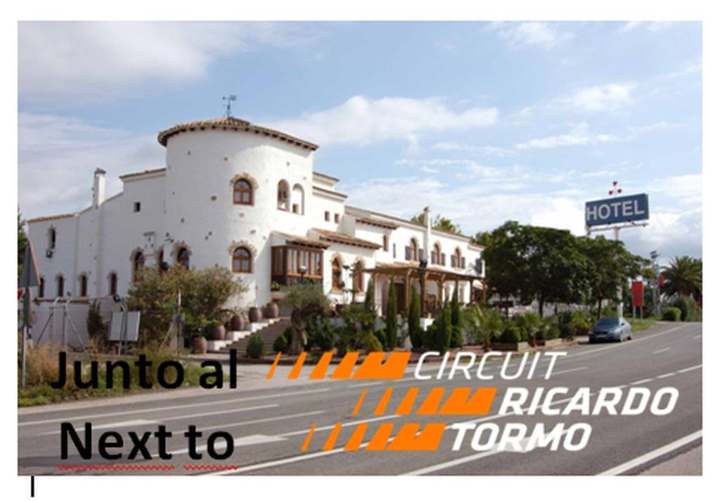 Hotel a Chiva con caricabatterie per auto elettriche