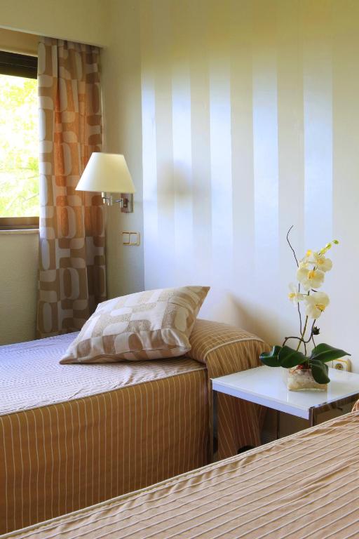 Hotels in Madrid with chargers for electric cars