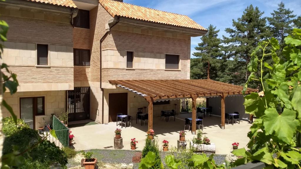 Hotel a Navaleno con caricabatterie per auto elettriche