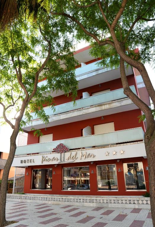 Hotel a Platja D'aro con caricabatterie per auto elettriche