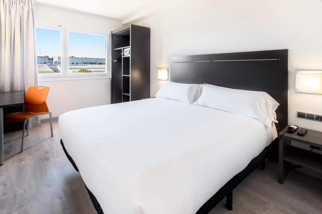 Hotel a Rubi con caricabatterie per auto elettriche