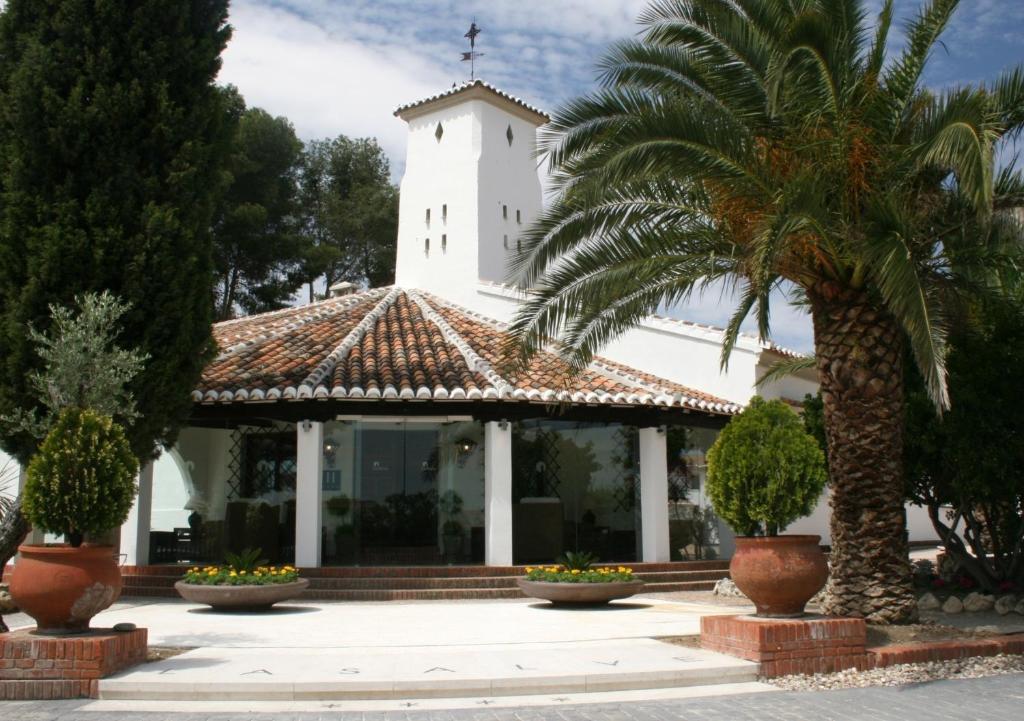 Hotel a Torrijos con caricabatterie per auto elettriche