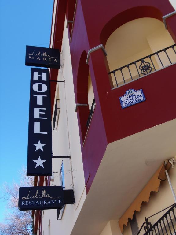 Hotels a Pinos Genil amb carregadors per a cotxes elèctrics