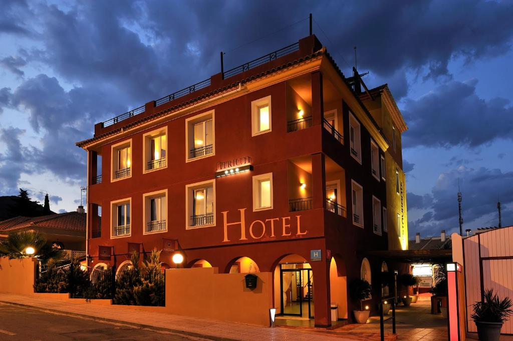 Hotel a Las Moreras con caricabatterie per auto elettriche