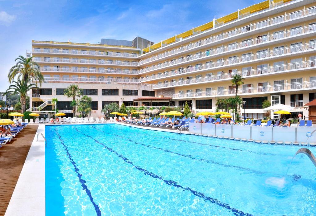 Hotel a Lloret De Mar con caricabatterie per auto elettriche
