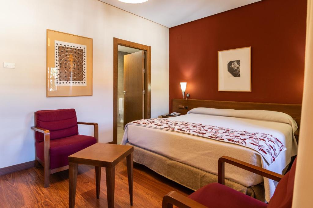 Hotel a Hervas con caricabatterie per auto elettriche