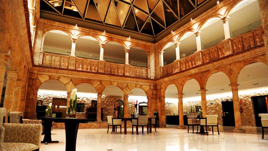 Hotel a Belmonte con caricabatterie per auto elettriche