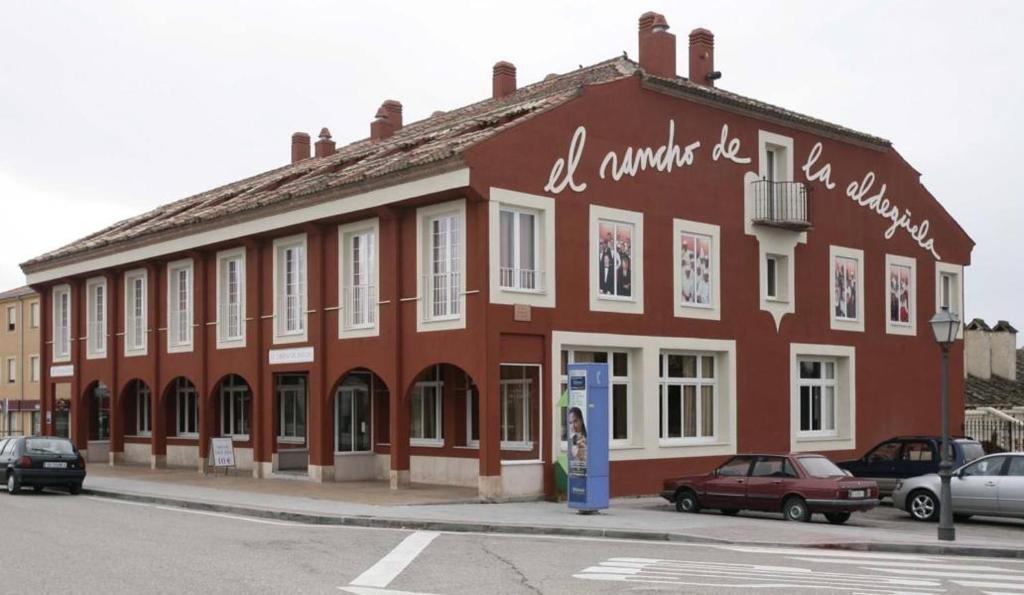 Hotel a Torrecaballeros con caricabatterie per auto elettriche