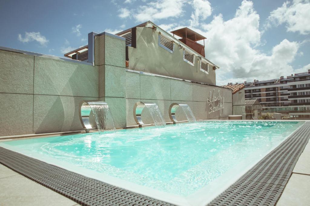 Hotel a Donostia  con caricabatterie per auto elettriche