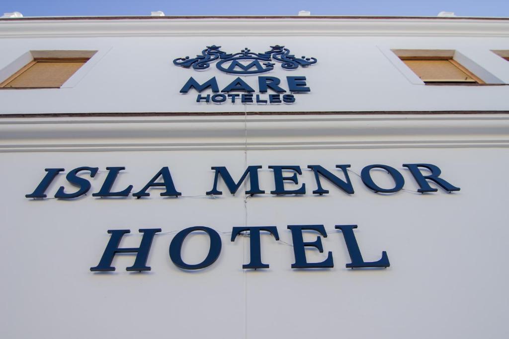 Hotel a Dos Hermanas con caricabatterie per auto elettriche