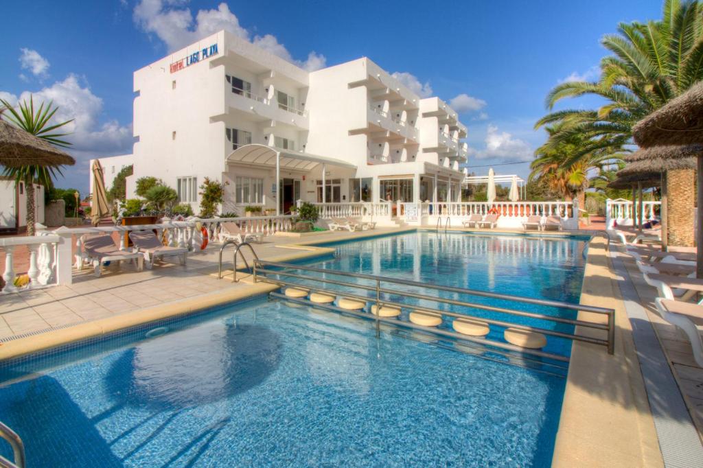 Hotel a Sant Francesc De Formentera con caricabatterie per auto elettriche