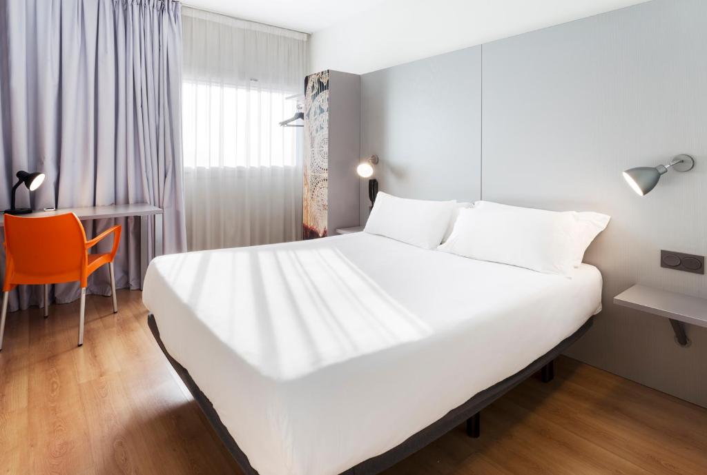 Hotel a Paterna con caricabatterie per auto elettriche