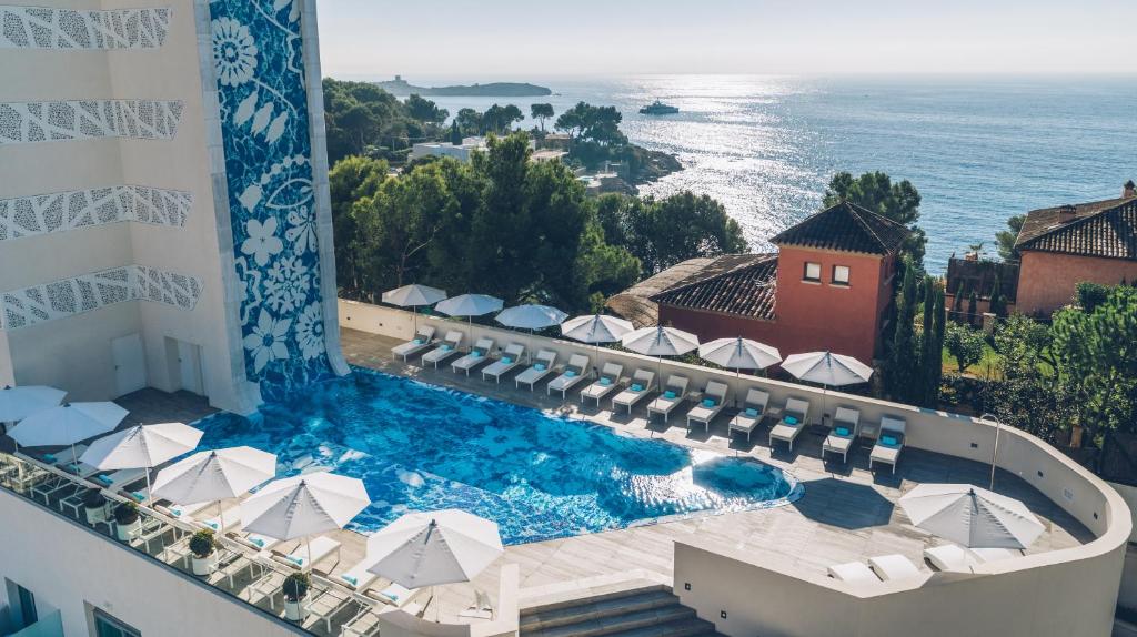 Hotel a Torrenova con caricabatterie per auto elettriche