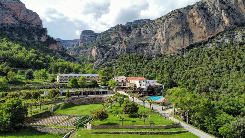 Hotel a La Valldan con caricabatterie per auto elettriche