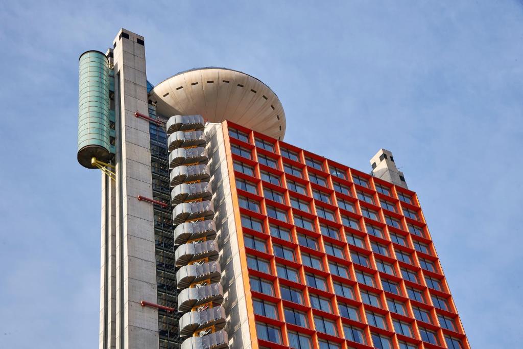Hotel a Hospitalet De Llobregat,l' con caricabatterie per auto elettriche