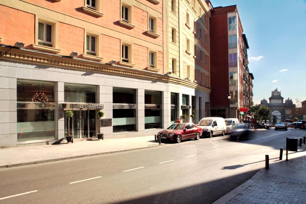 Hotels in Madrid with chargers for electric cars