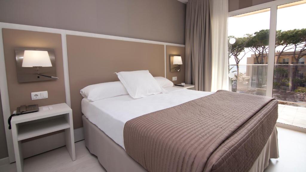 Hotel a Camping Costa Blanca con caricabatterie per auto elettriche