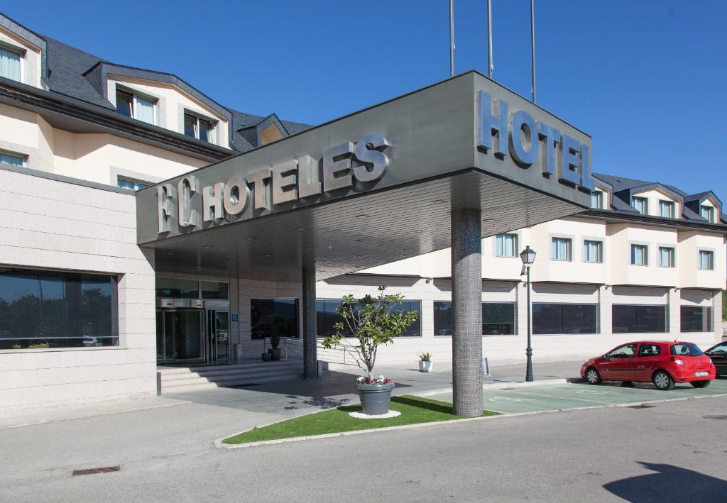 Hotels in Villalba De Guadarrama with chargers for electric cars