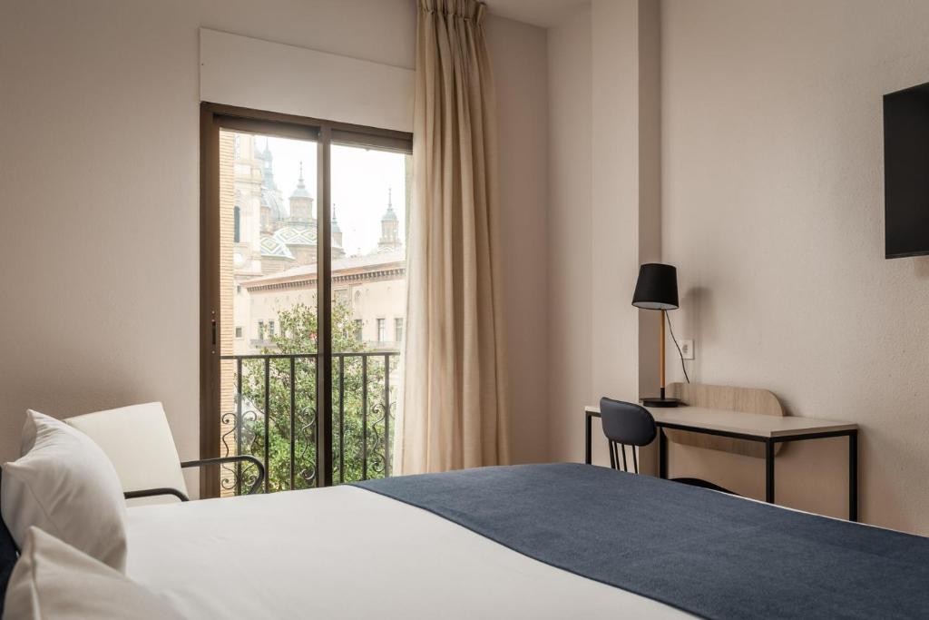 Hotel a Zaragoza con caricabatterie per auto elettriche