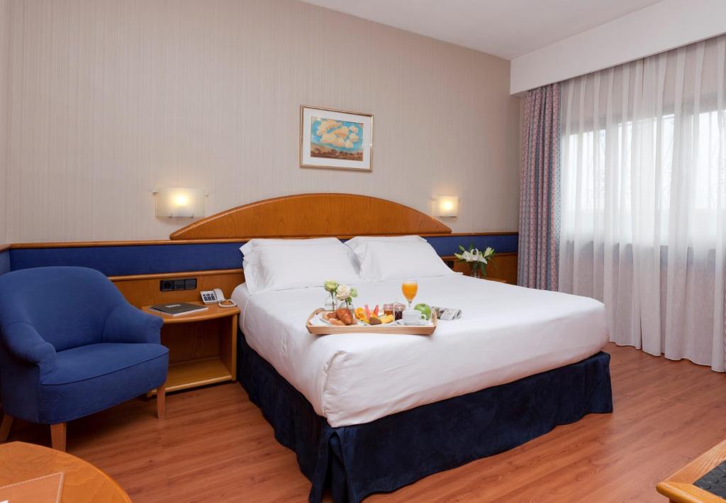 Hotels in Madrid with chargers for electric cars