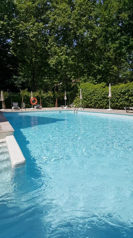 Hotels in Madrid with chargers for electric cars