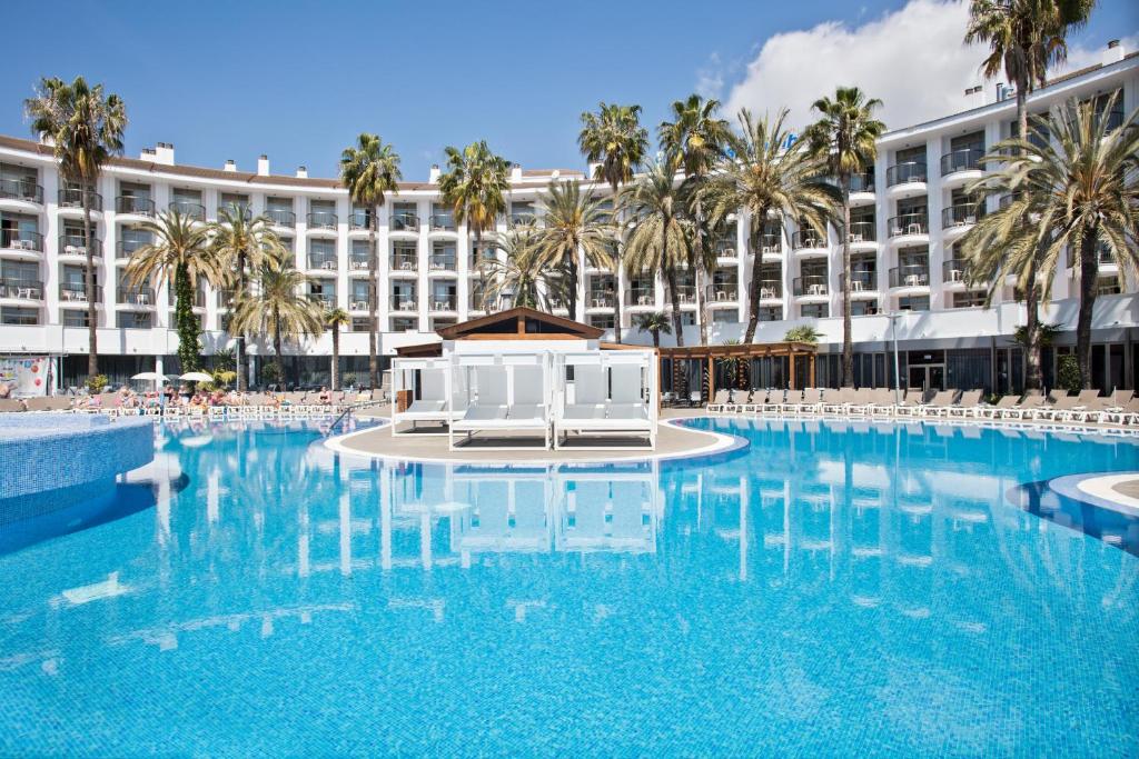 Hotel a Camping Costa Blanca con caricabatterie per auto elettriche
