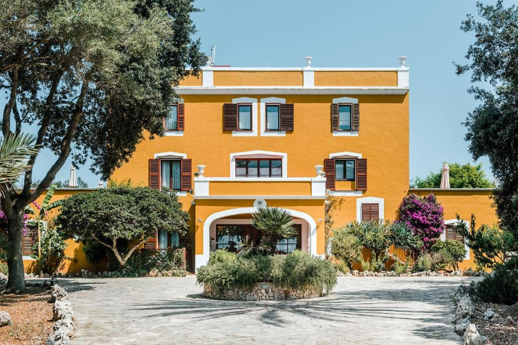 Hotel a Ciutadella De Menorca con caricabatterie per auto elettriche