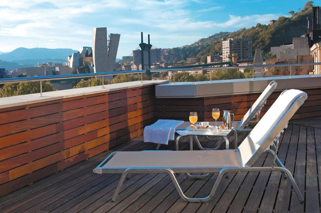 Hotel a Bilbao con caricabatterie per auto elettriche