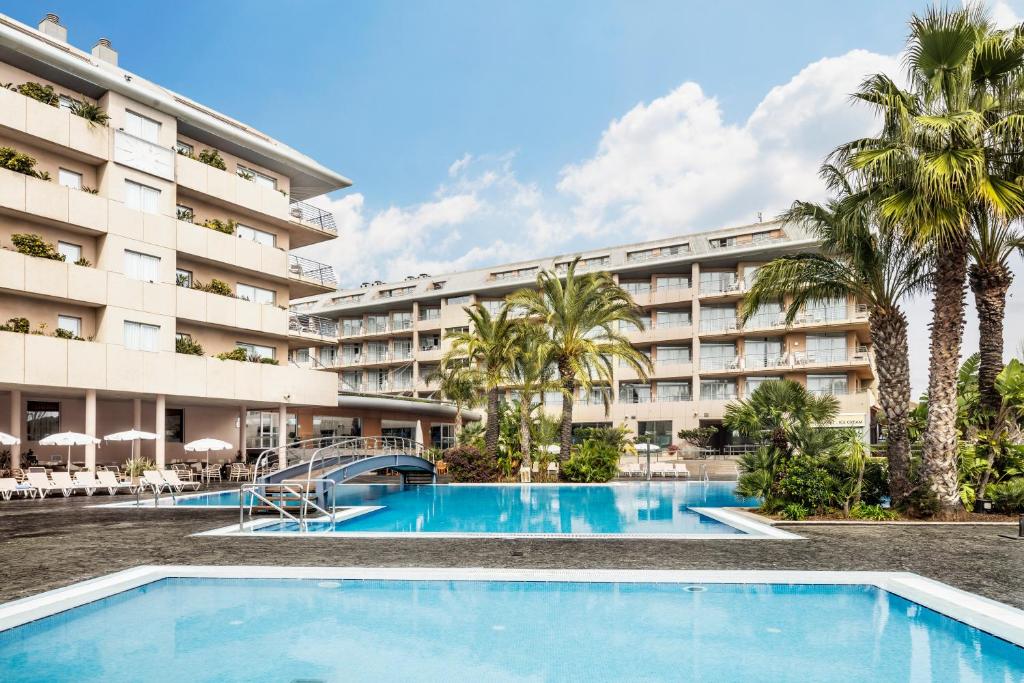 Hotel a Santa Susanna con caricabatterie per auto elettriche