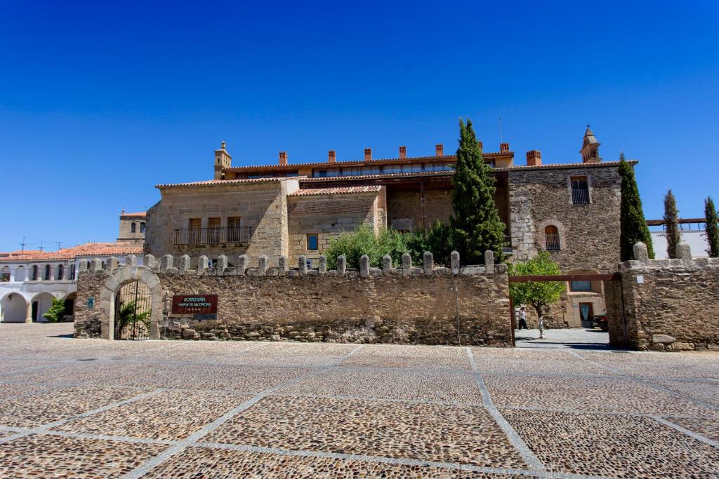 Hotel a Garrovillas De Alconetar con caricabatterie per auto elettriche