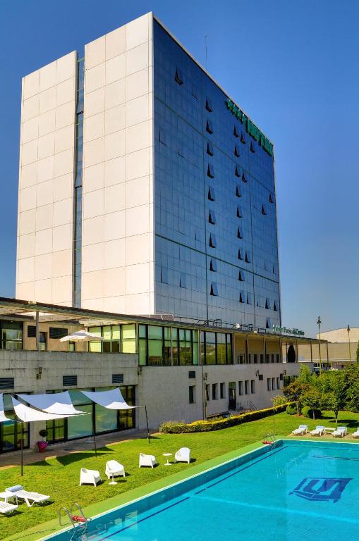 Hotel a Santiago De Compostela con caricabatterie per auto elettriche