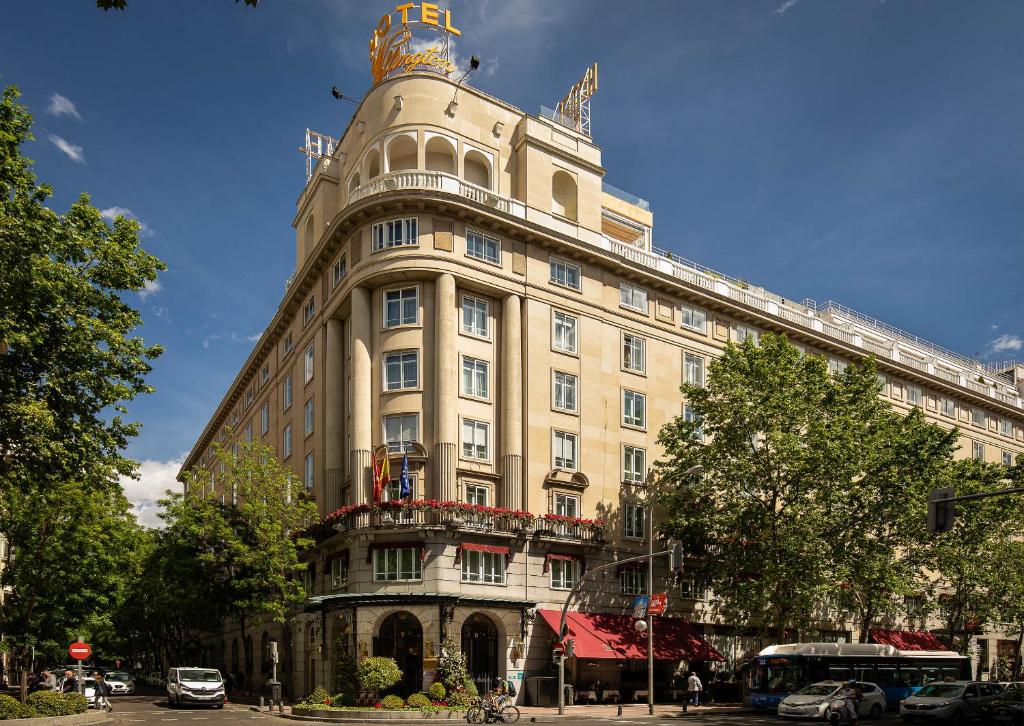 Hotels in Madrid with chargers for electric cars