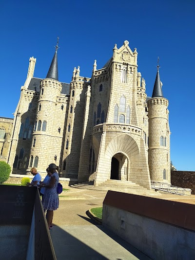 Hotel a Astorga con caricabatterie per auto elettriche
