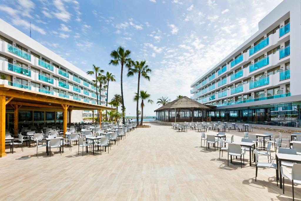 Hotel a Camping Costa Blanca con caricabatterie per auto elettriche