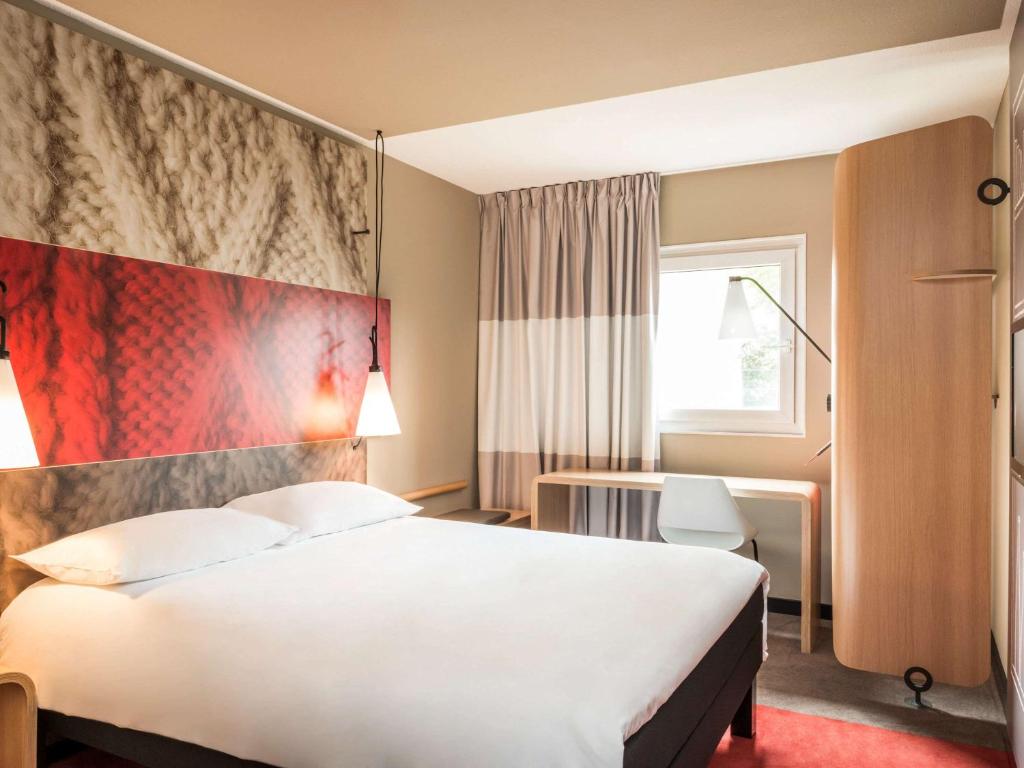 Hotel a Irún con caricabatterie per auto elettriche