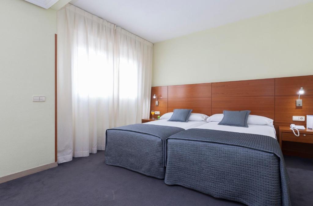 Hotels in Madrid with chargers for electric cars