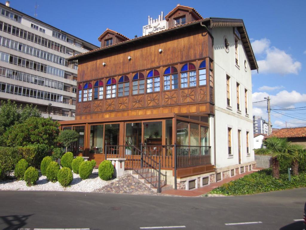 Hotel a Avilés con caricabatterie per auto elettriche