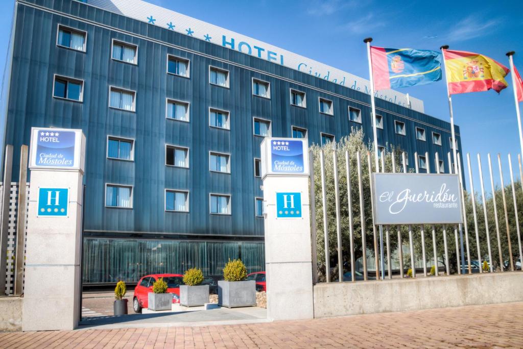 Hotels in Móstoles with chargers for electric cars