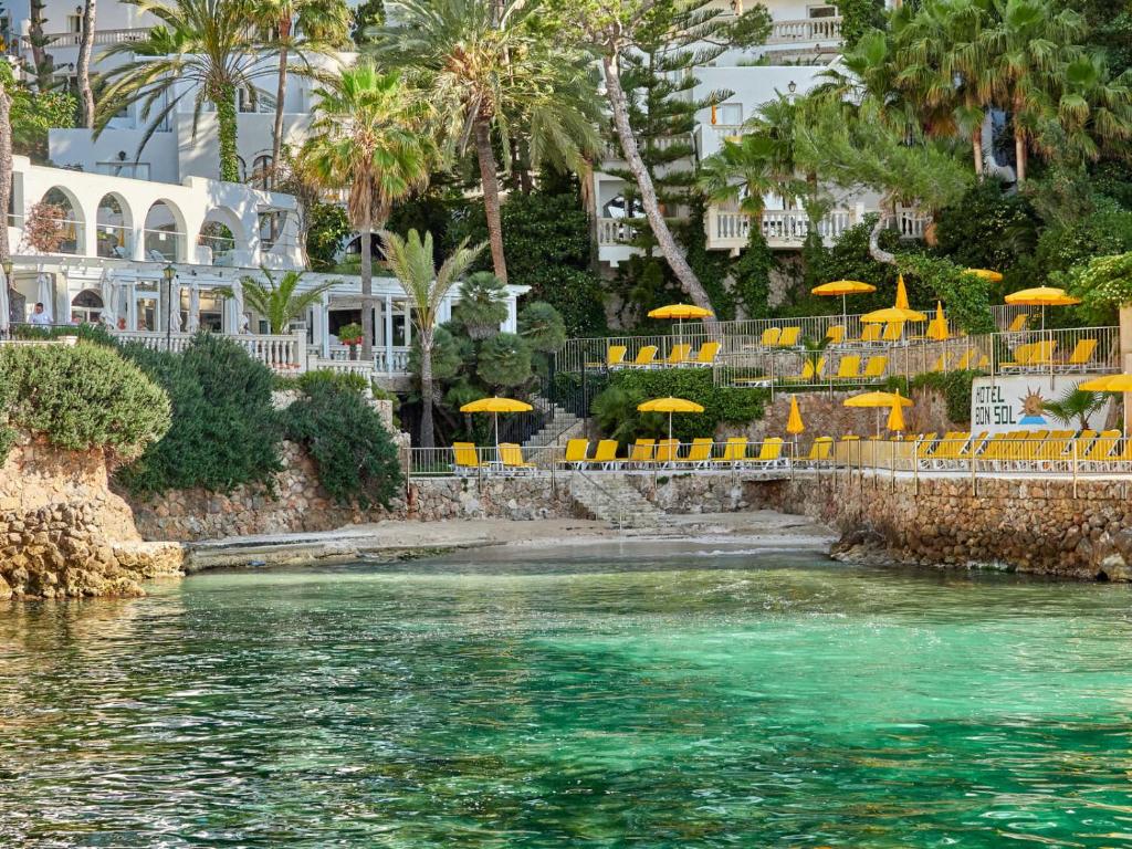 Hotel a Torrenova con caricabatterie per auto elettriche