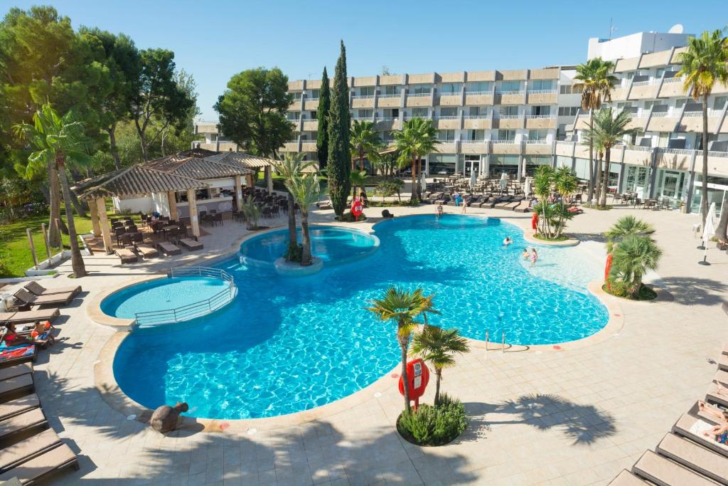 Hotel a Torrenova con caricabatterie per auto elettriche