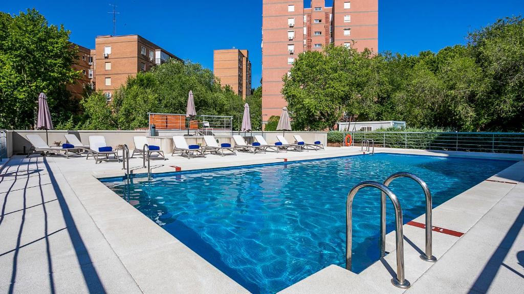 Hotels in Madrid with chargers for electric cars