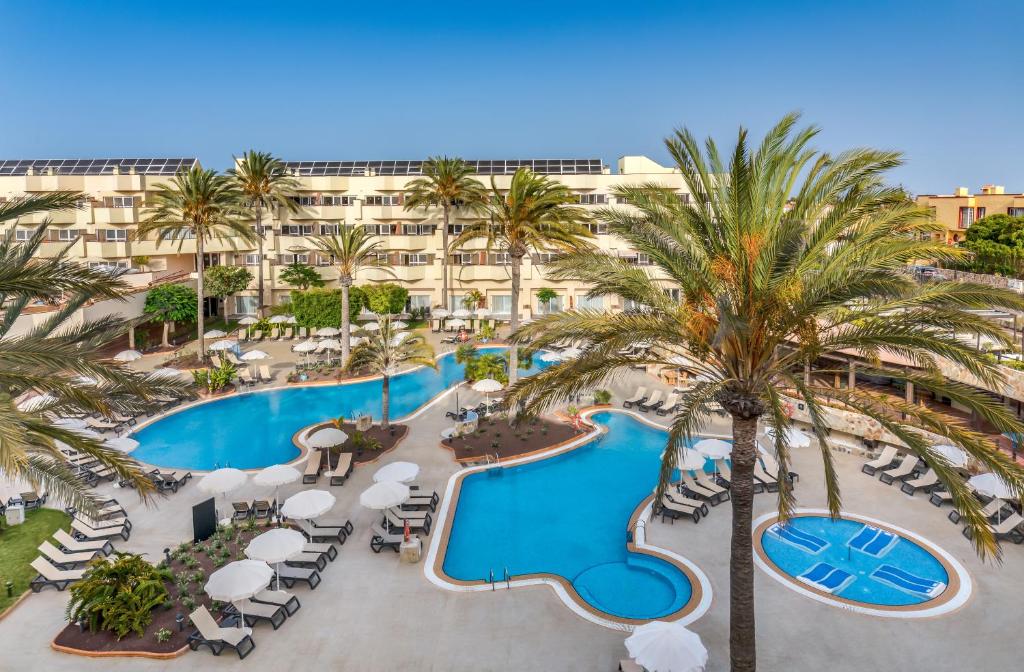 Hotel a Tres Islas con caricabatterie per auto elettriche
