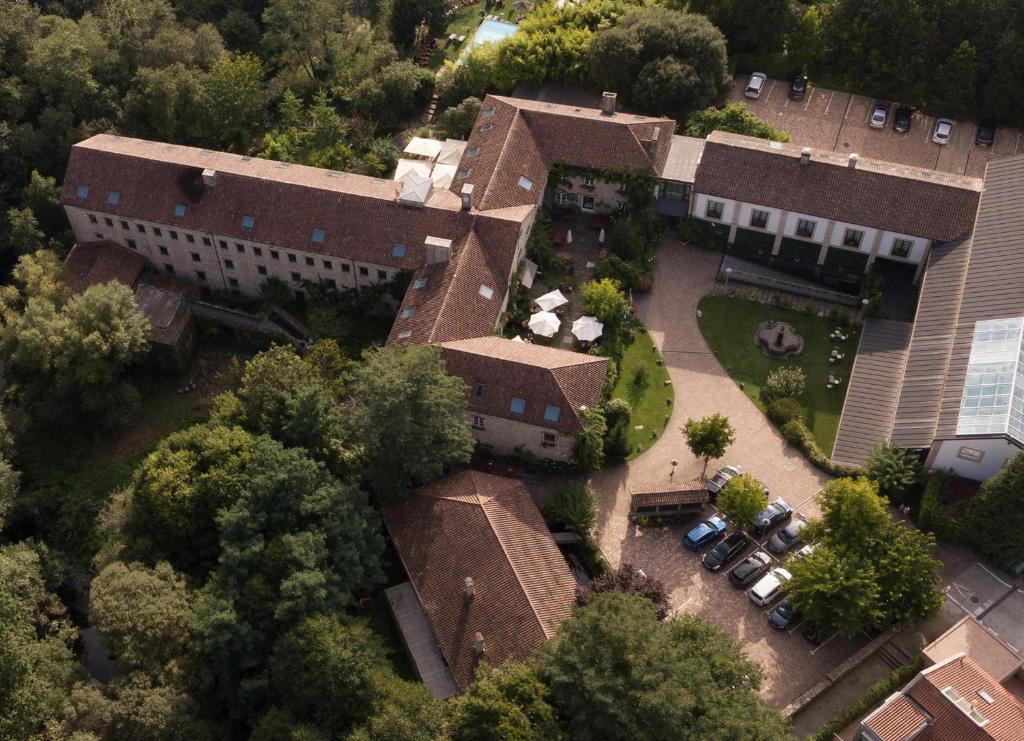 Hotel a Santiago De Compostela con caricabatterie per auto elettriche