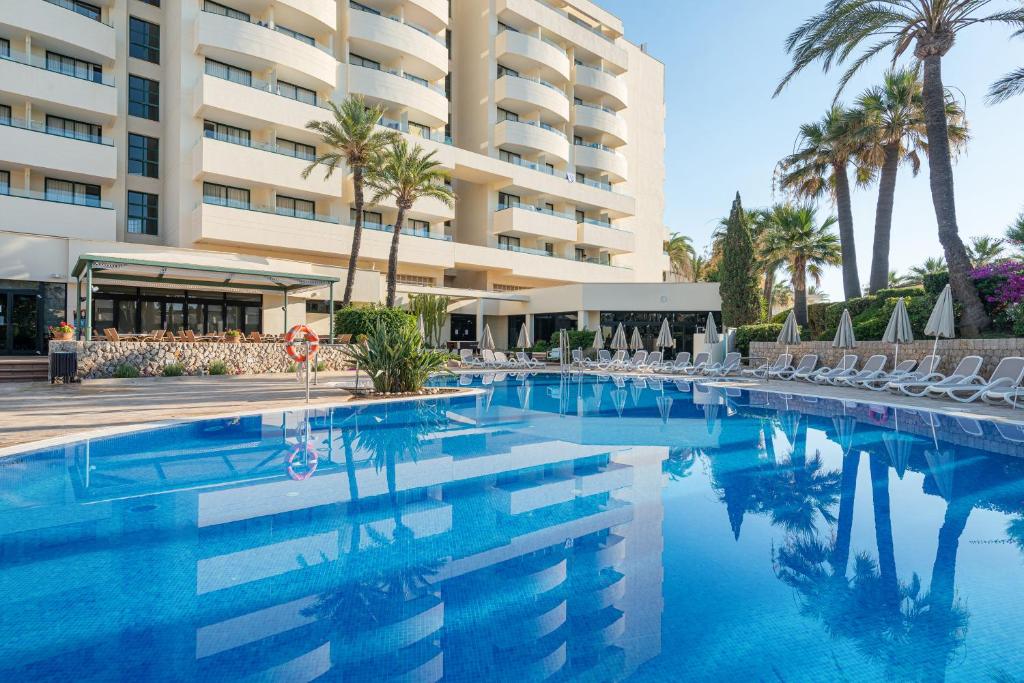 Hotel a Sa Coma con caricabatterie per auto elettriche