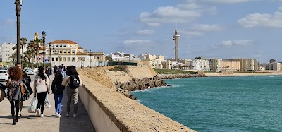 Hotel a Cádiz con caricabatterie per auto elettriche