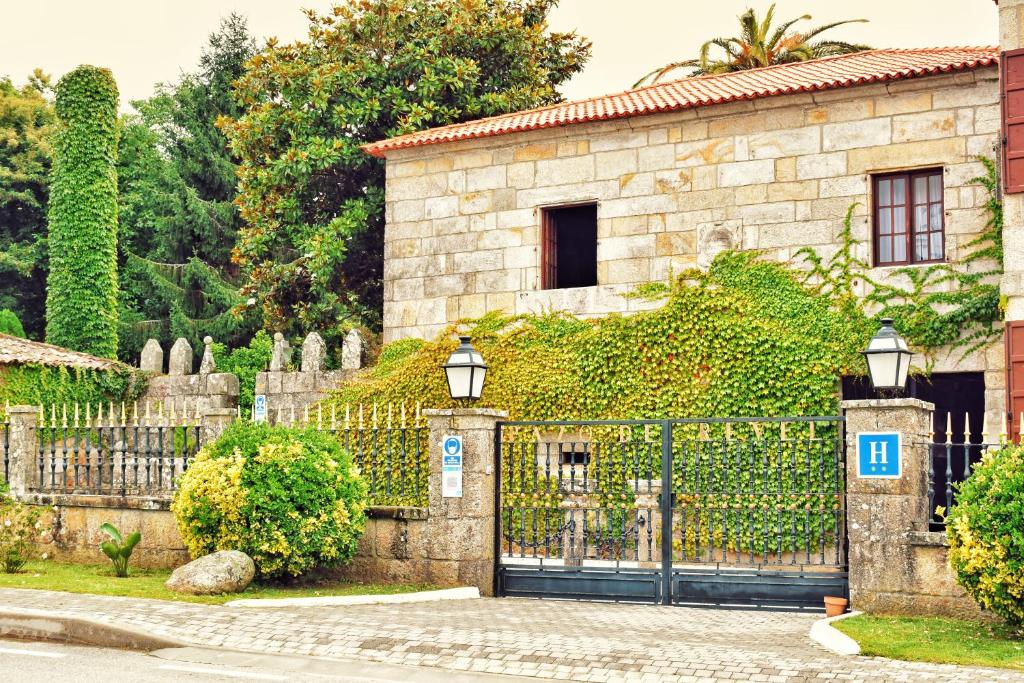 Hotel a Vilar con caricabatterie per auto elettriche