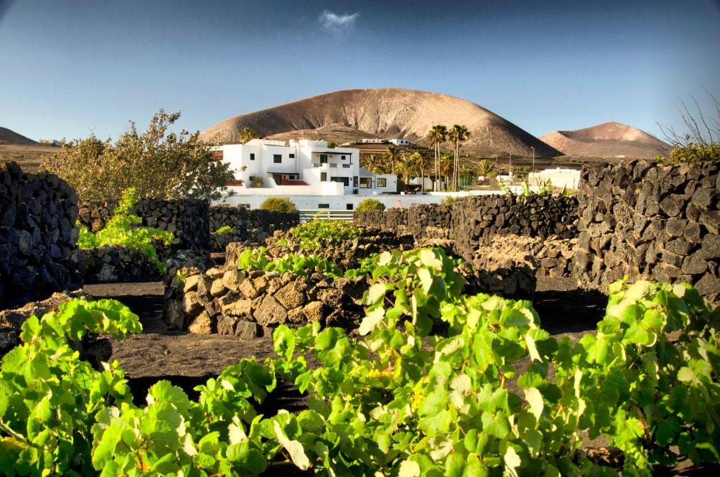 Hotel a San Bartolome De Lanzarote con caricabatterie per auto elettriche
