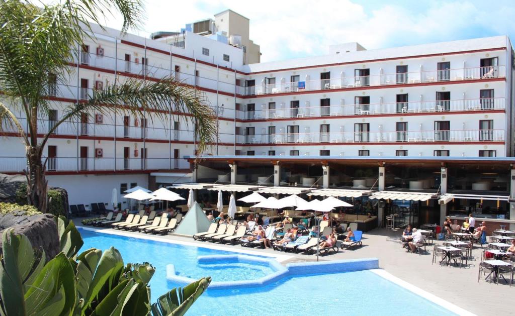Hotel a Malgrat De Mar con caricabatterie per auto elettriche